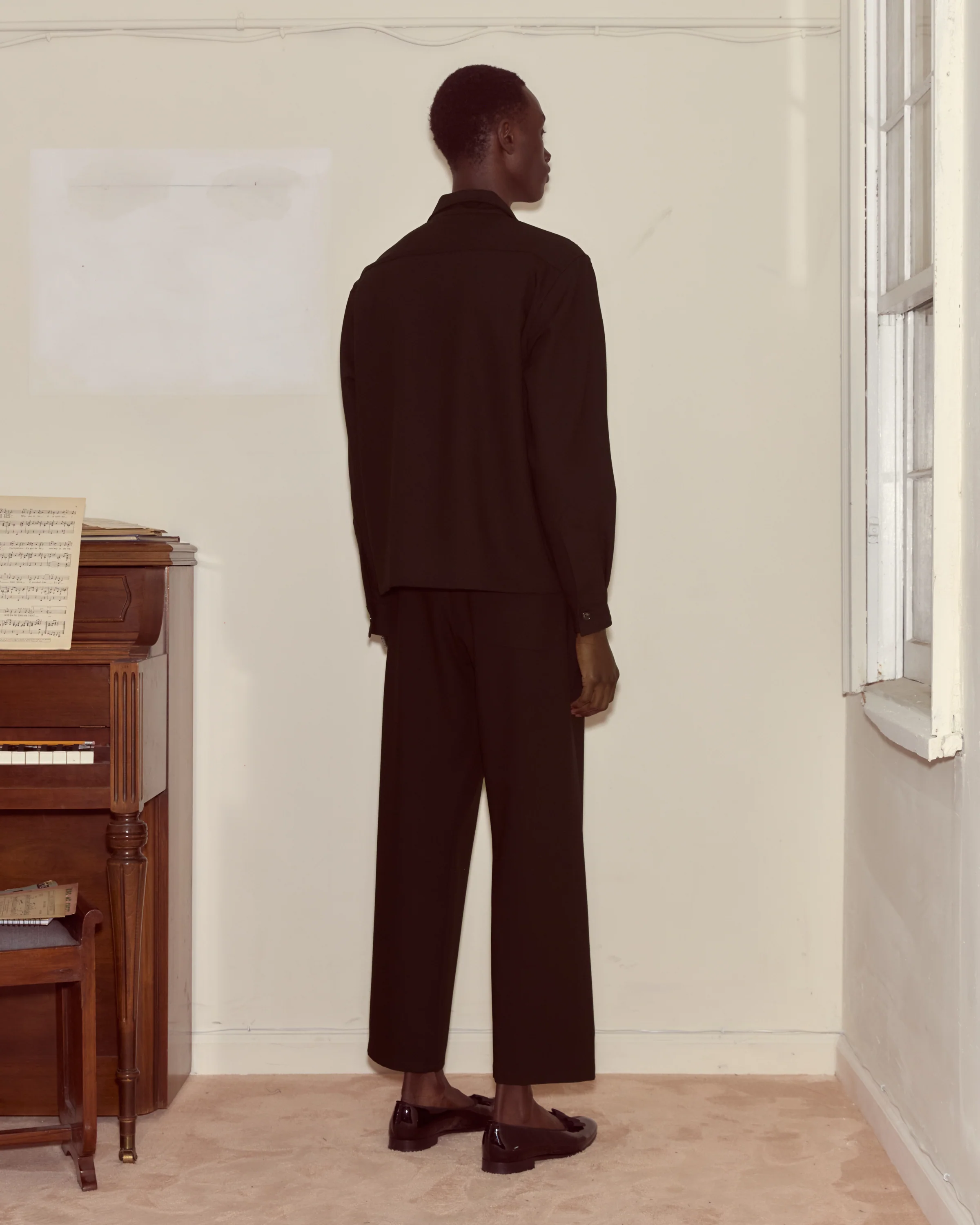 Astor Trillium Shirt - Black - Image 3