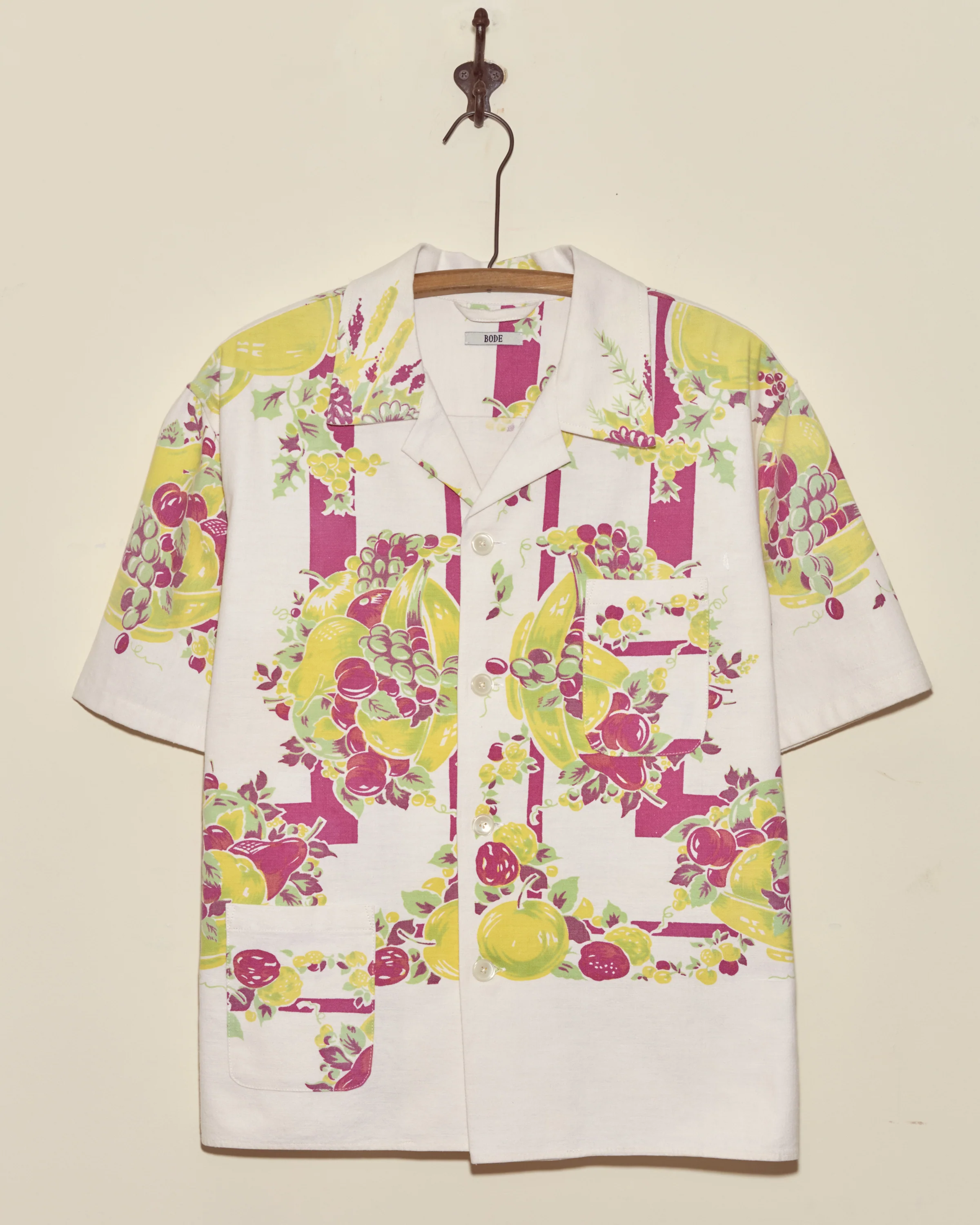Banana Bunch Short Sleeve Shirt - L/XL