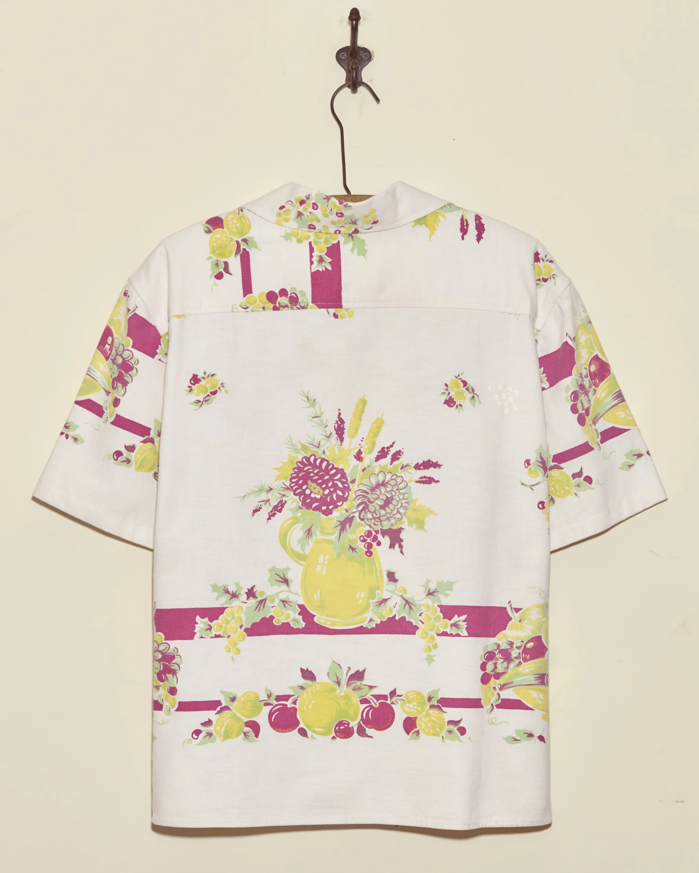 Banana Bunch Short Sleeve Shirt - L/XL - Image 3