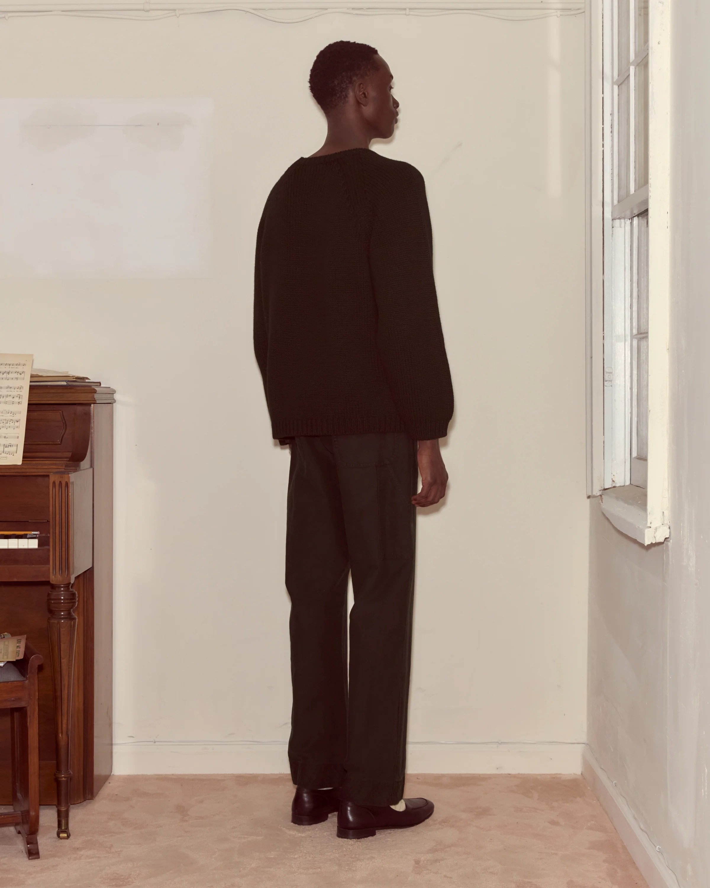 Cashmere Crewneck - Black - Image 3