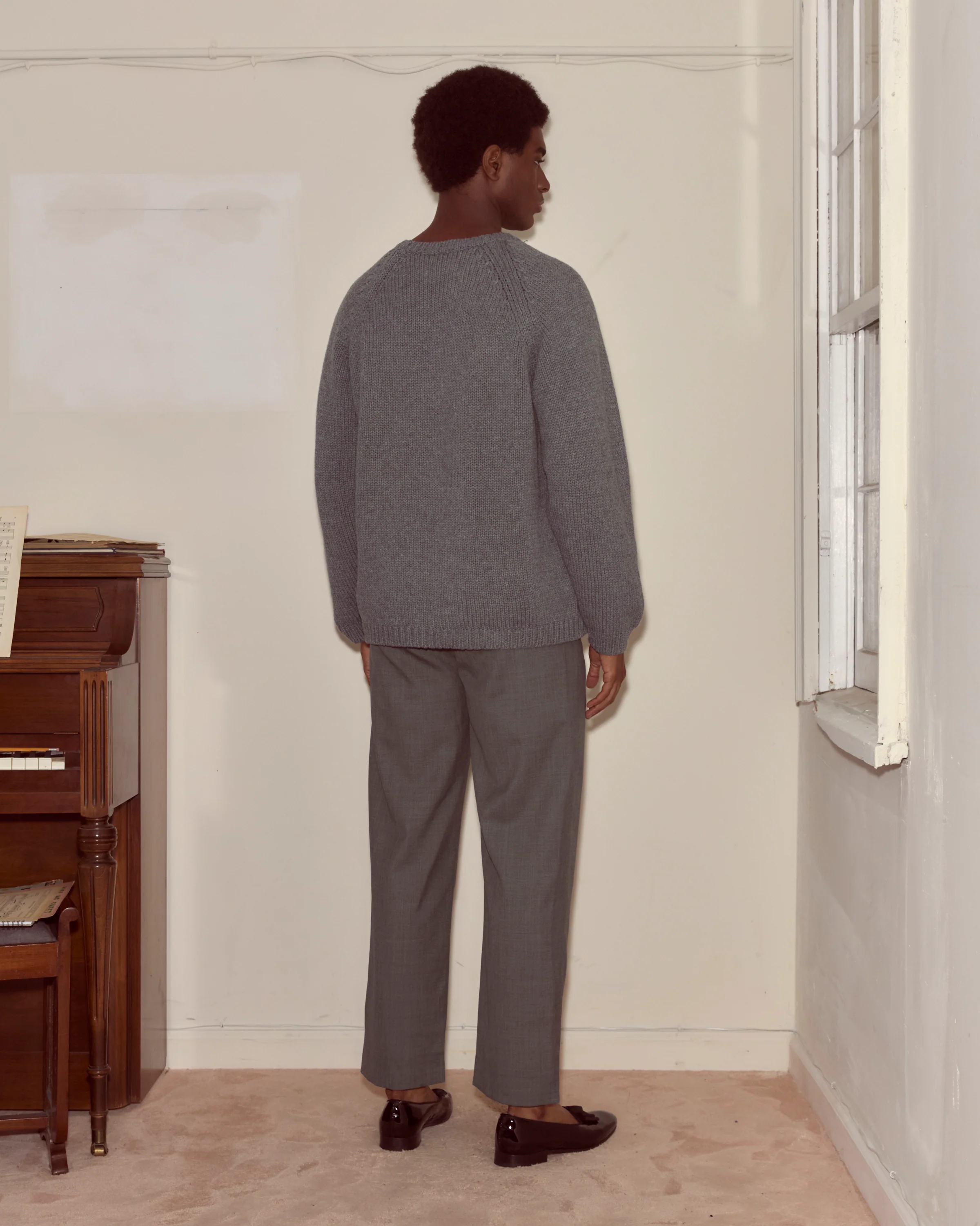 Cashmere Crewneck - Grey - Image 4
