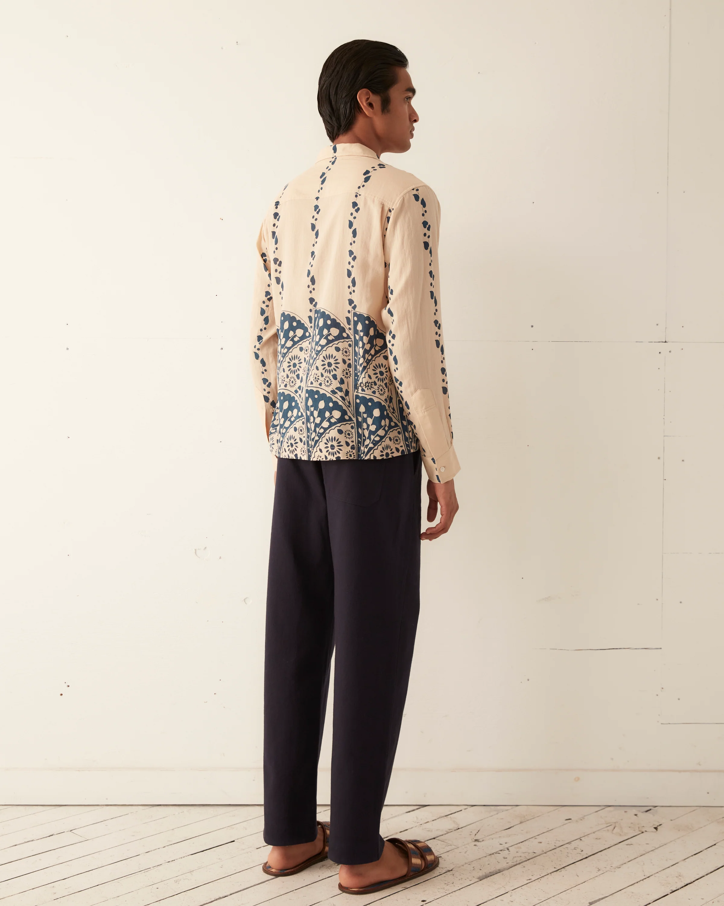 Climbing Ivy Long Sleeve Shirt - Image 4