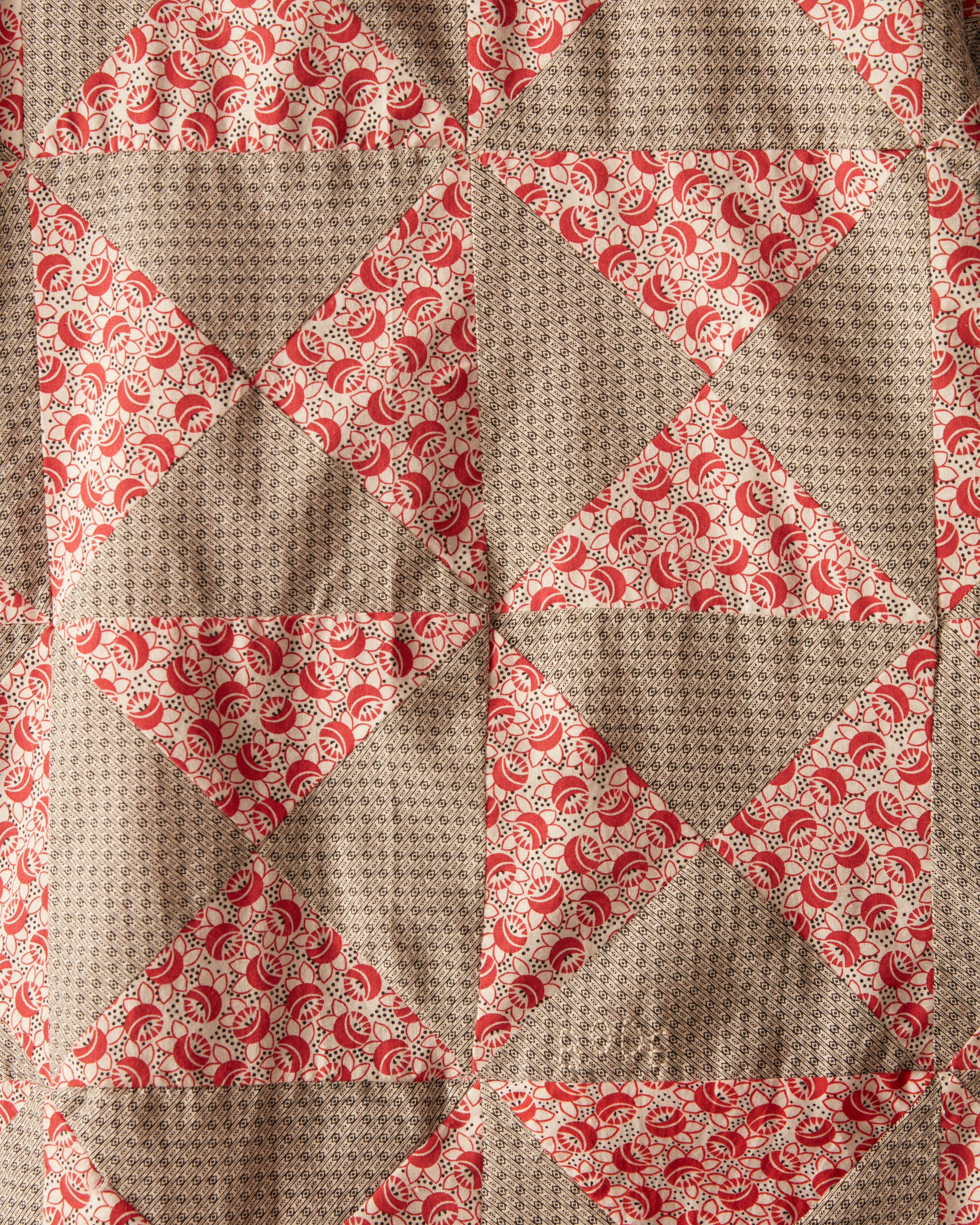 Deco Puzzle Patchwork Short Sleeve Shirt - Image 2