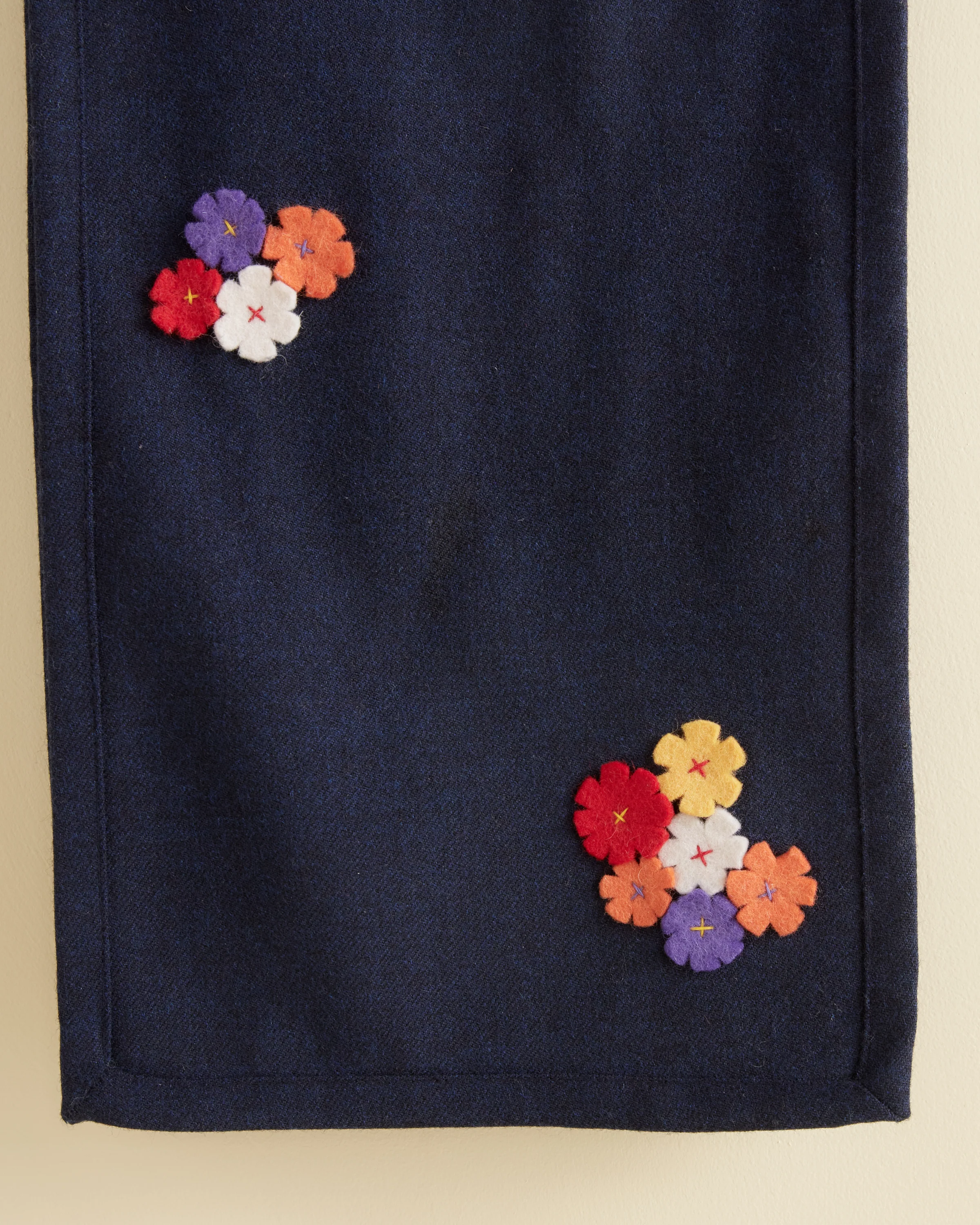 Dianthus Appliqué Scarf - Image 3