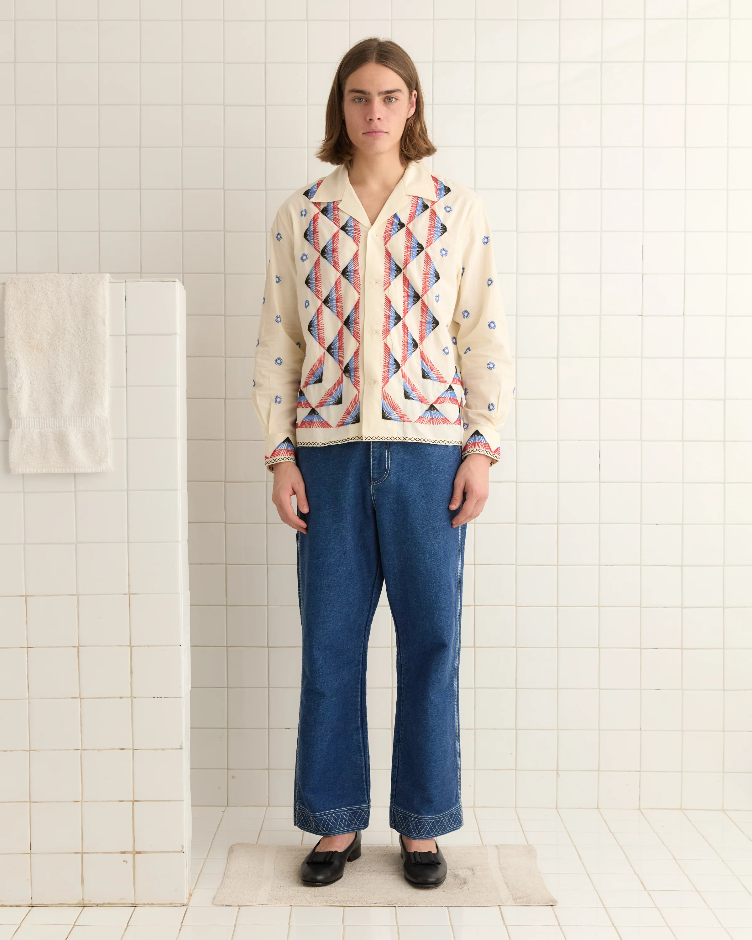 Embroidered Peak Long Sleeve Shirt