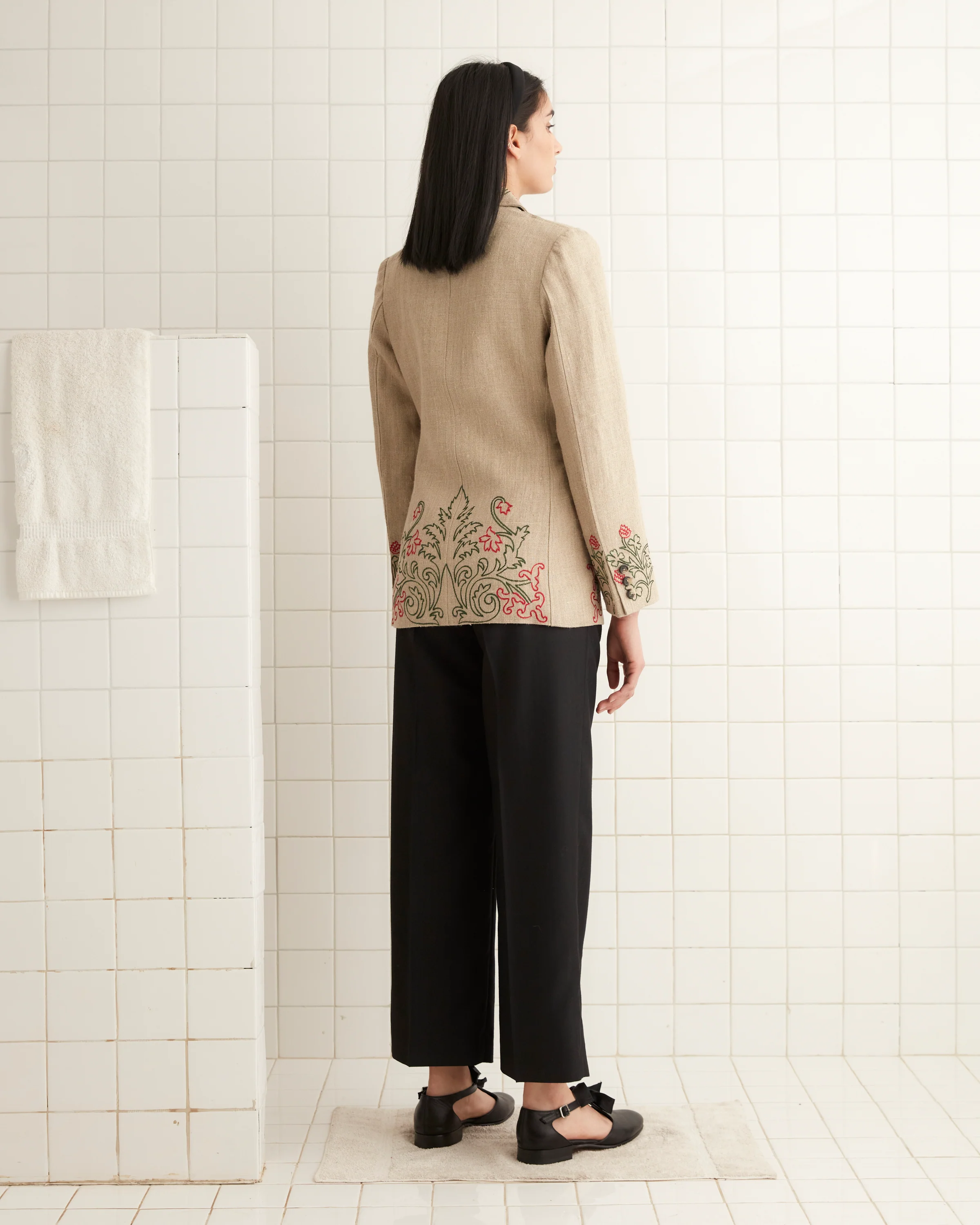 Embroidered Trumpetflower Suit Jacket - Image 3