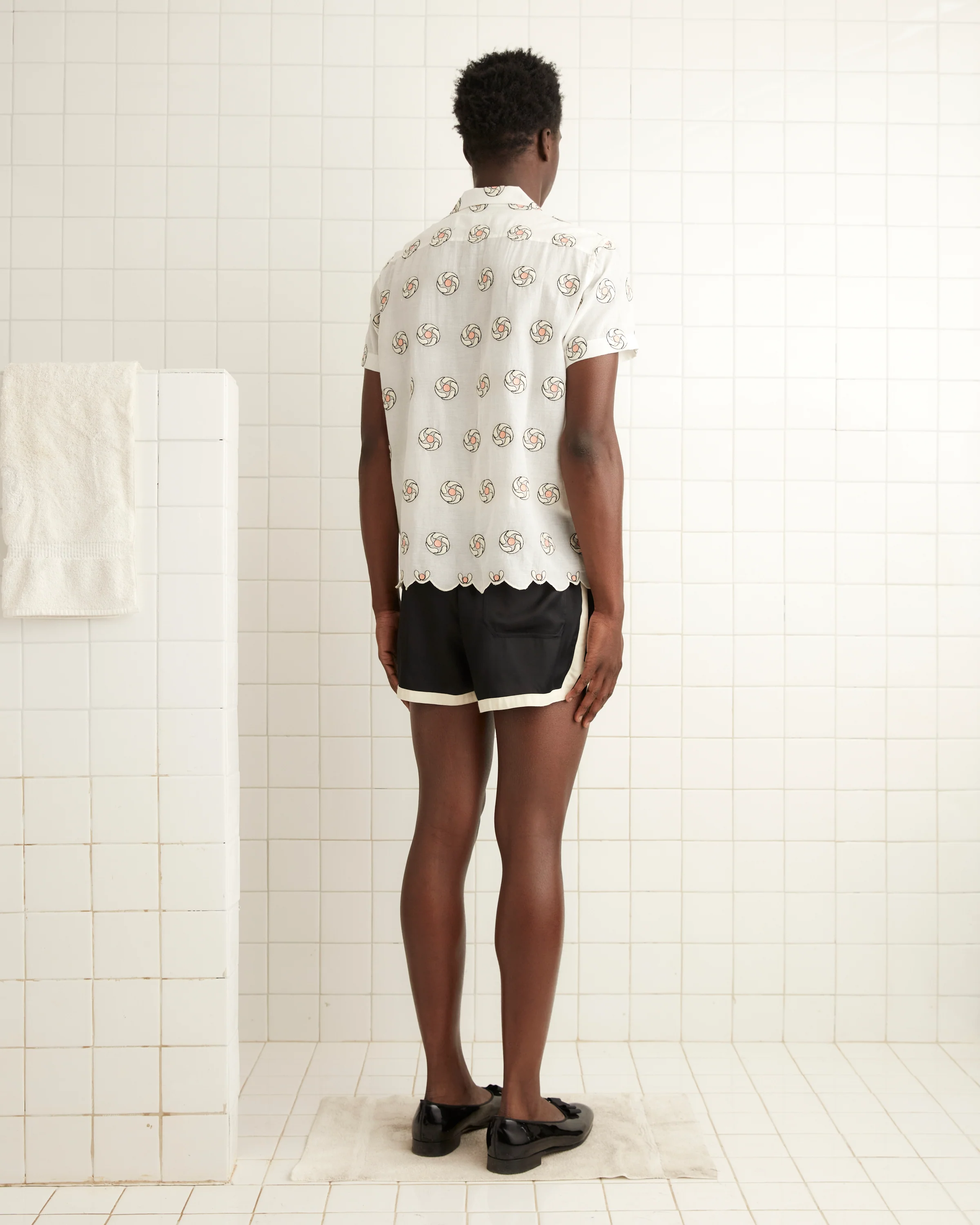 Floral Aperture Short Sleeve Shirt - Image 3