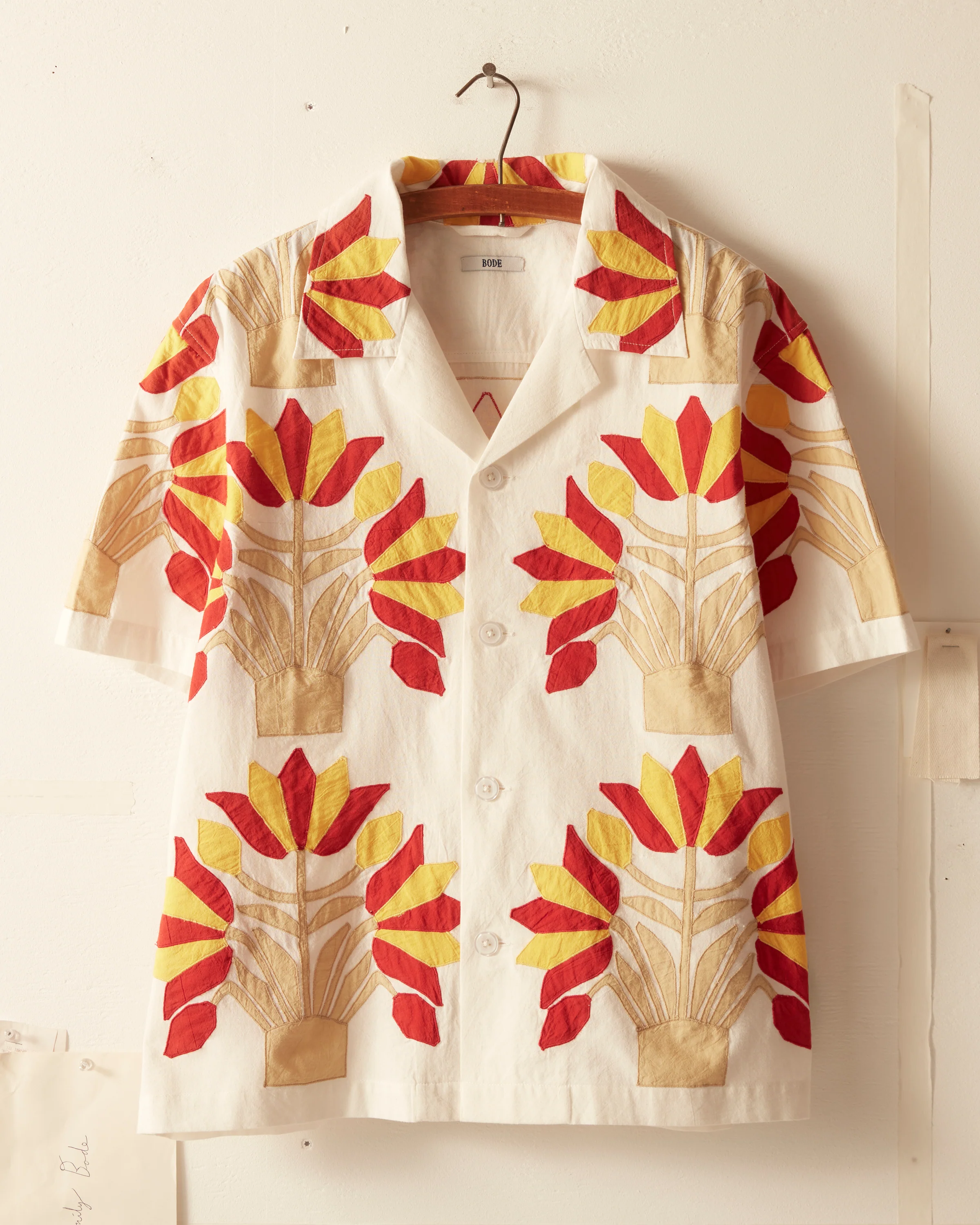 Foliage Appliqué Short Sleeve Shirt - Image 3