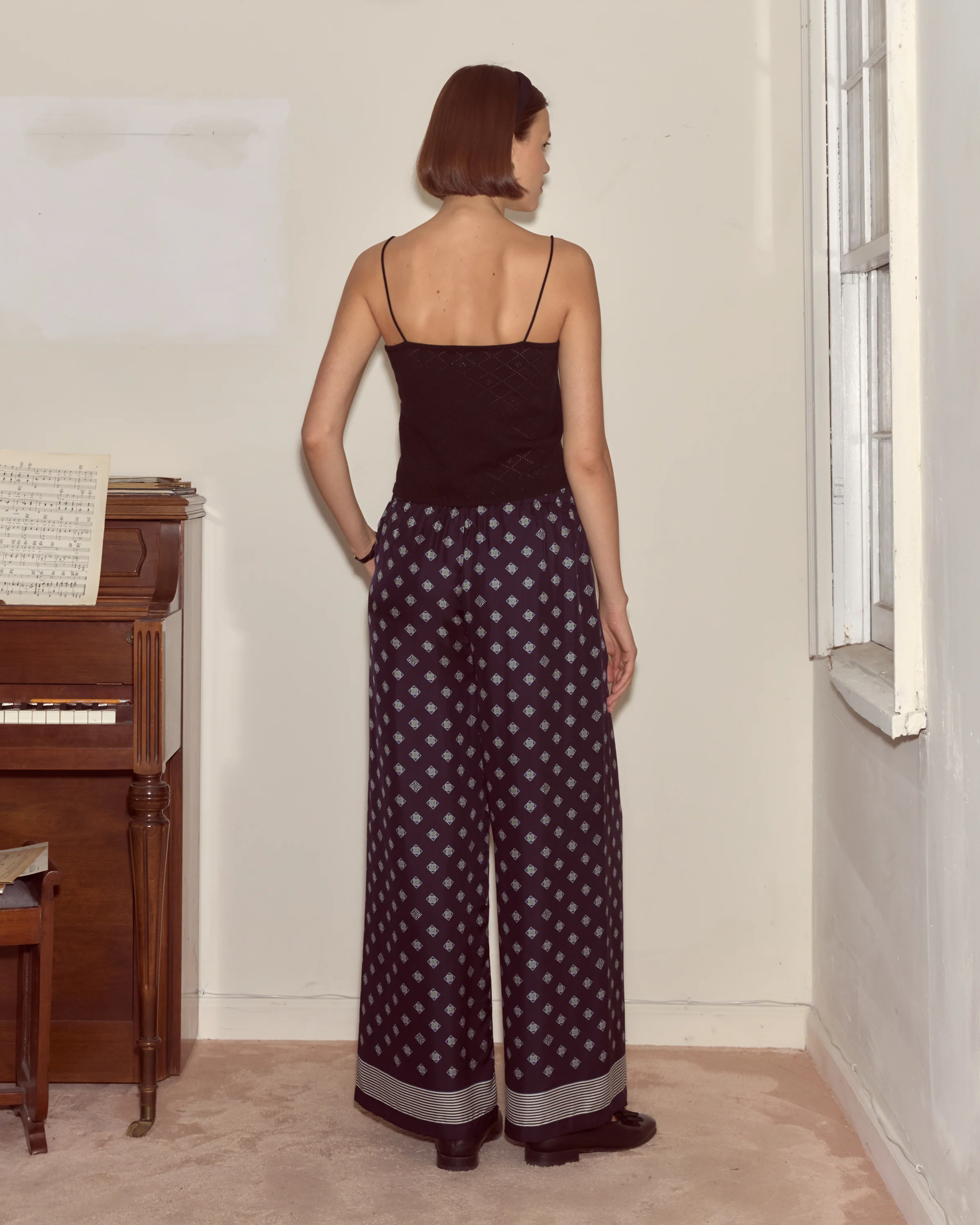 Foyer Diamond Pants - Image 4