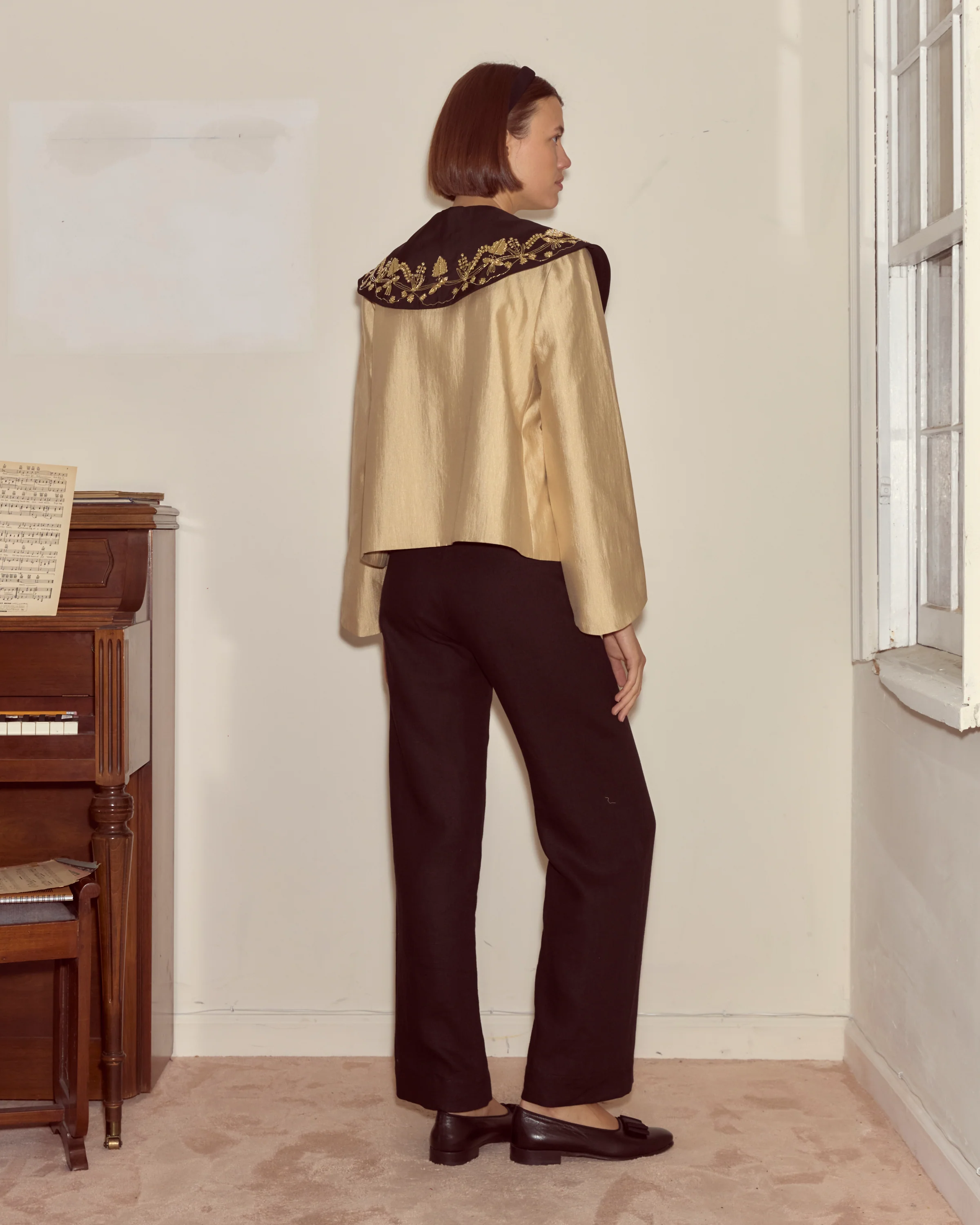Gilt Jacket - Image 3