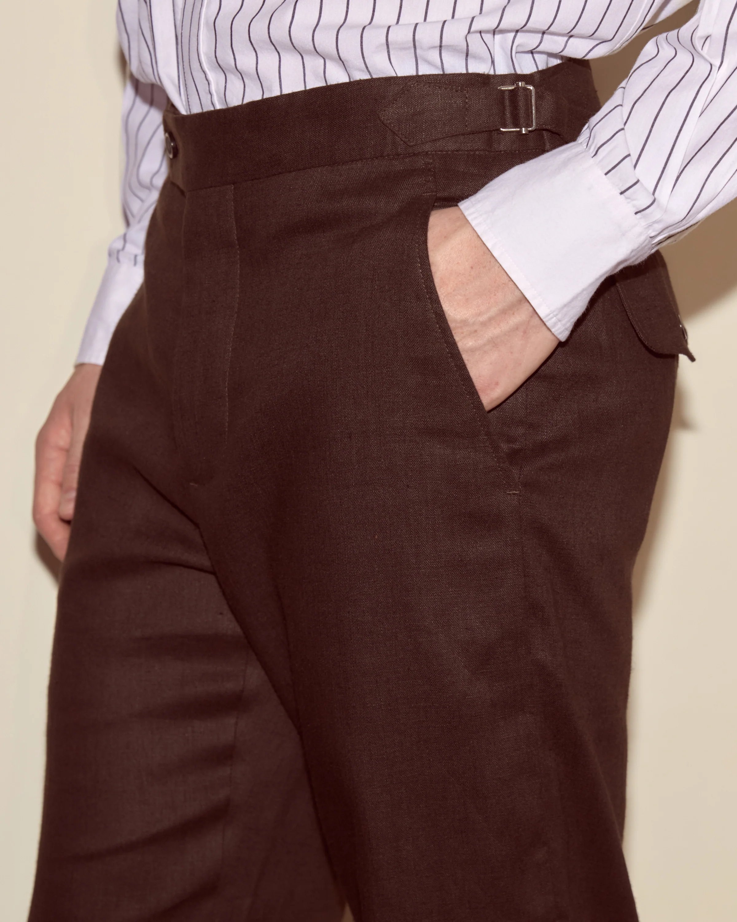 Lightweight Linen Side-Buckle Trousers - Brown/Black - Image 2