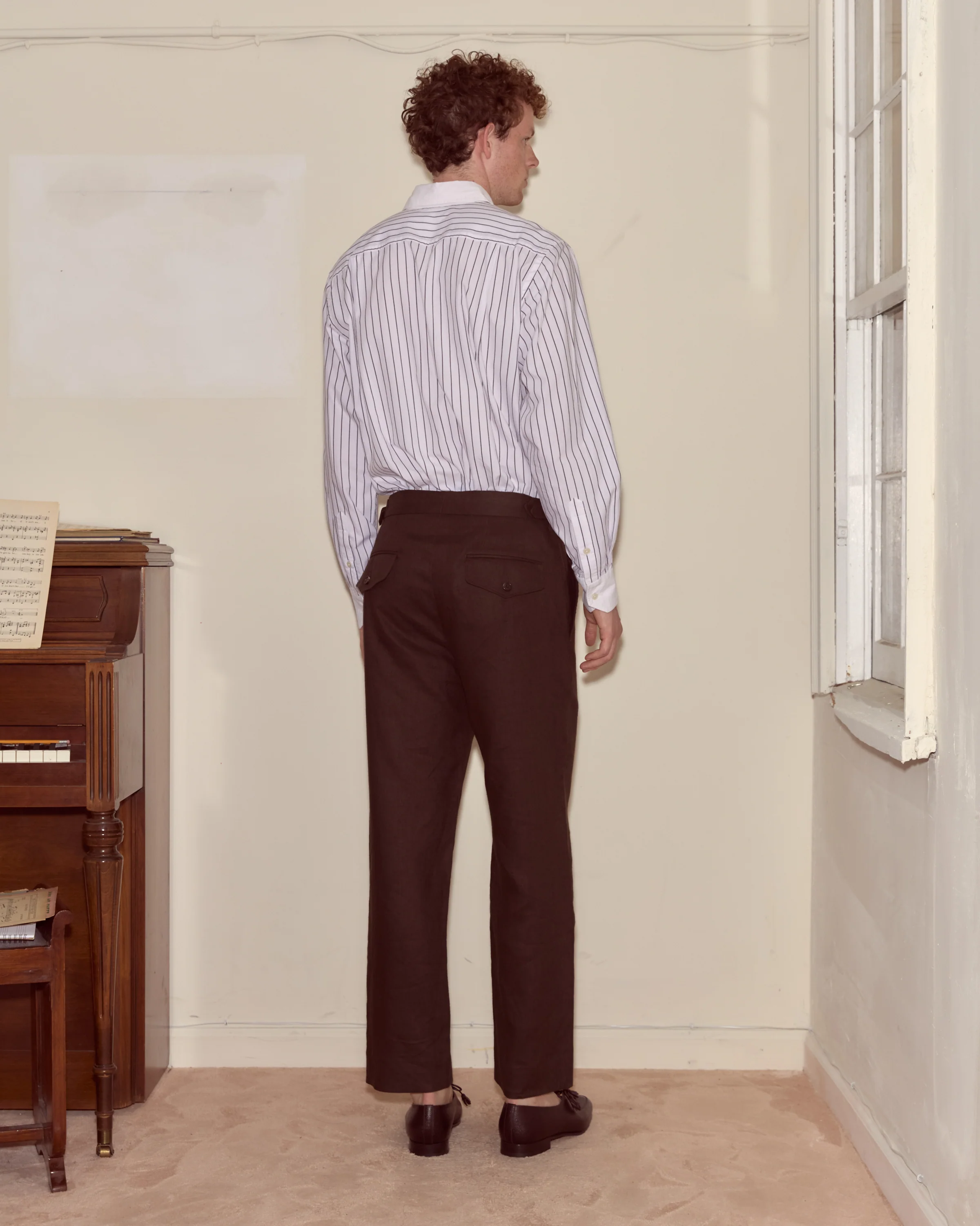 Lightweight Linen Side-Buckle Trousers - Brown/Black - Image 3
