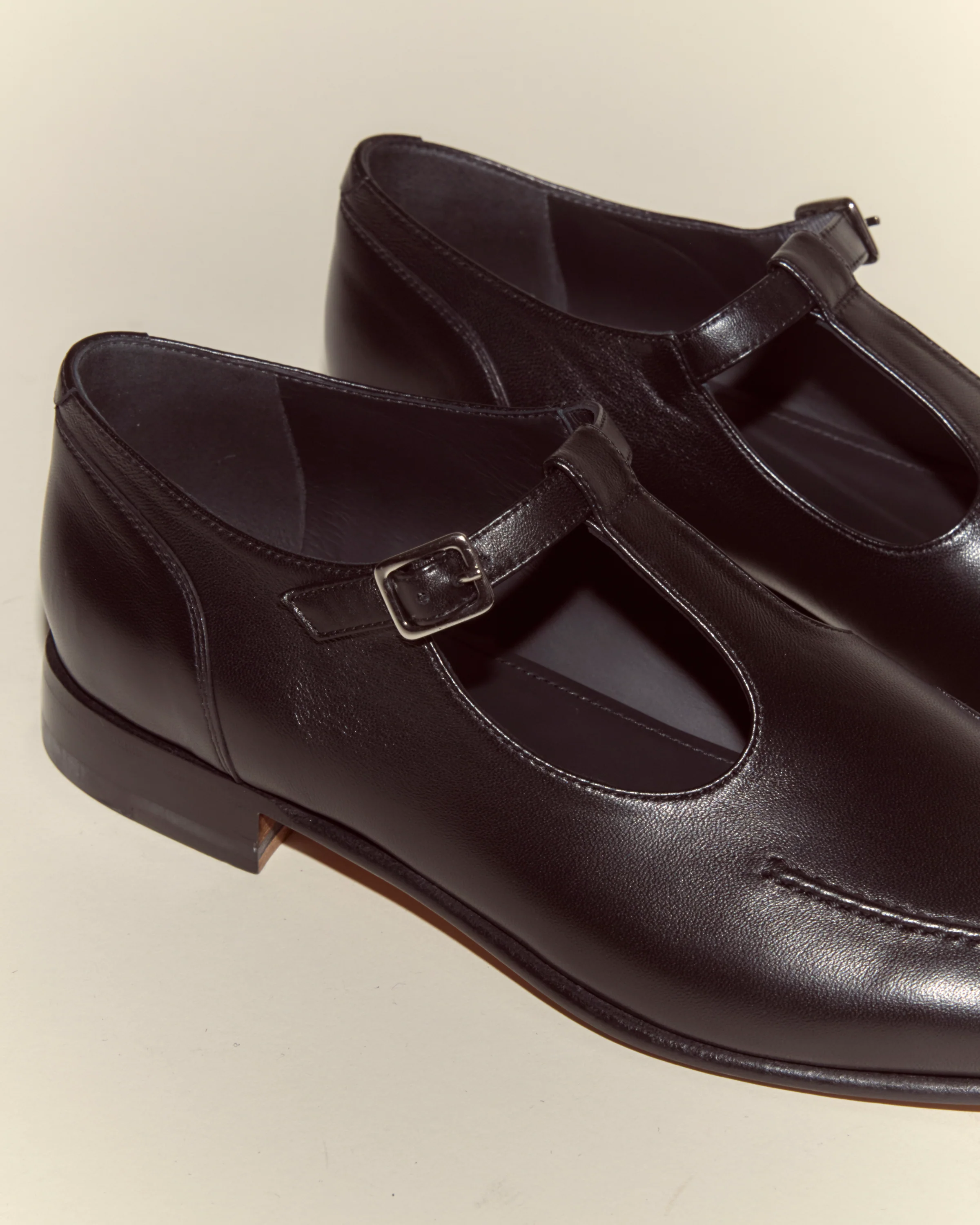School Shoes - Black - Image 2