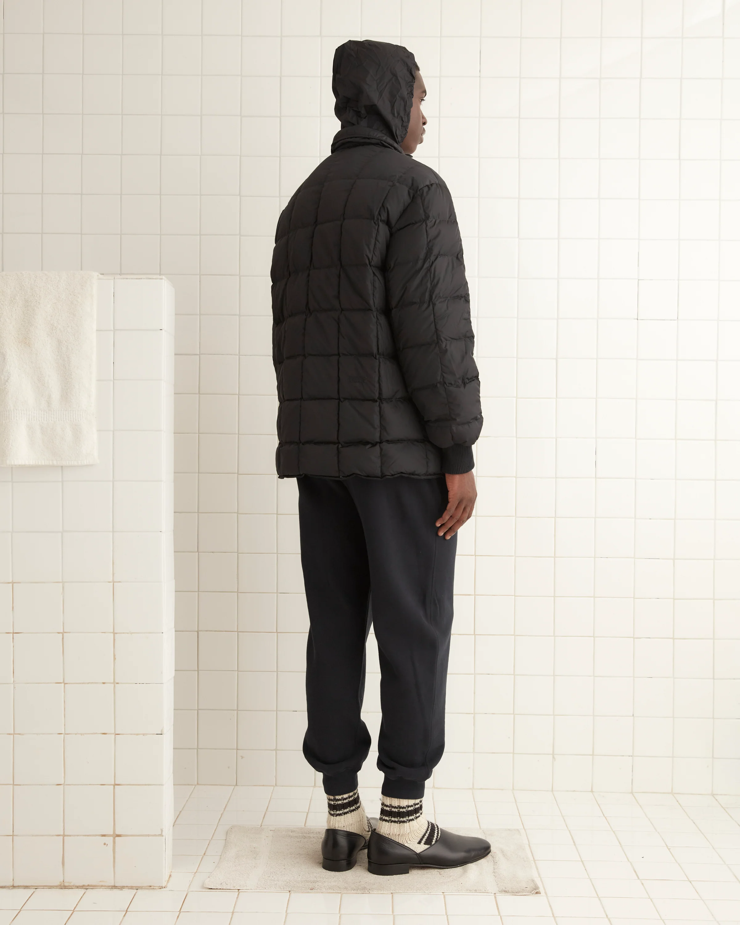 Seattle Puffer Jacket - Black - Image 4