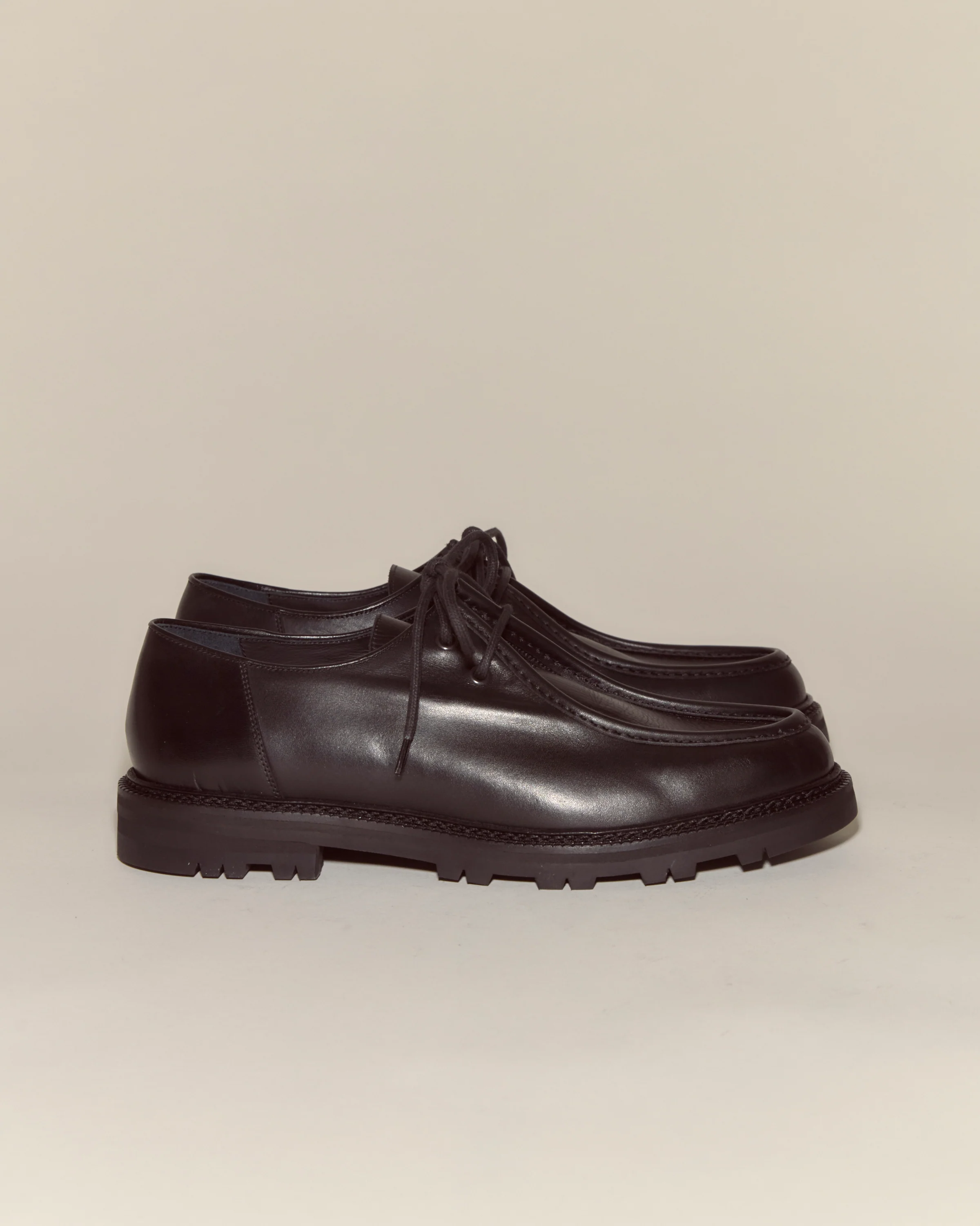 University Shoes - Black - Image 4