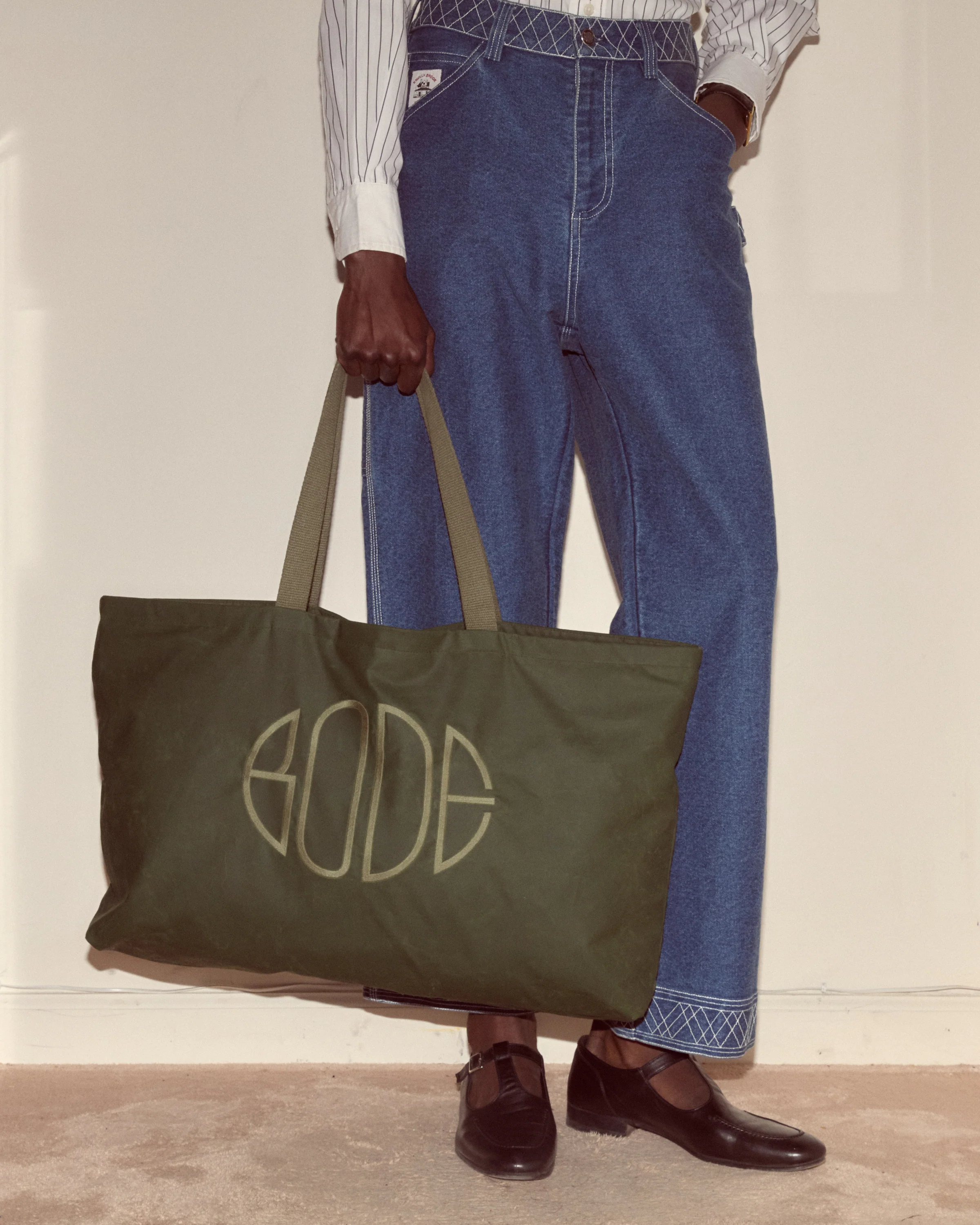 Waxed Cotton Zip Tote - Image 4